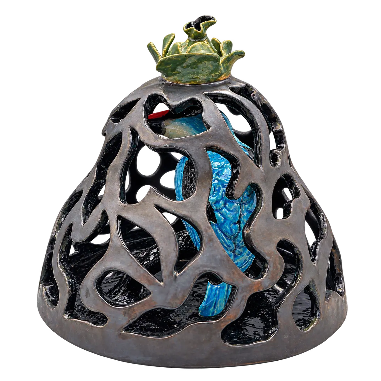 Hidden sculpture by Elzeth Jacobs